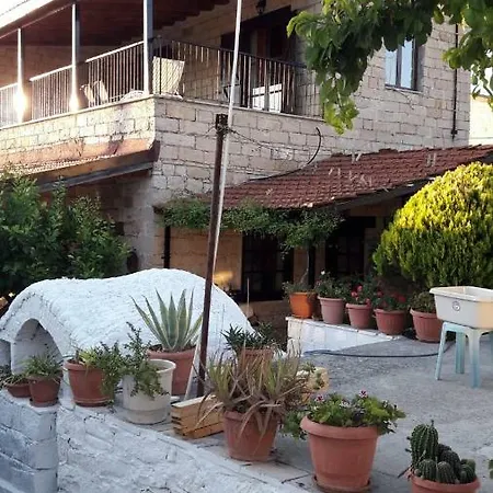 Traditional Palace House Loukia's Сasa de vacaciones Pachna