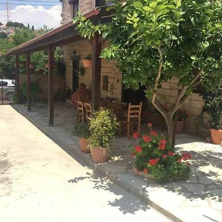 Сasa de vacaciones Traditional Palace House Loukia's